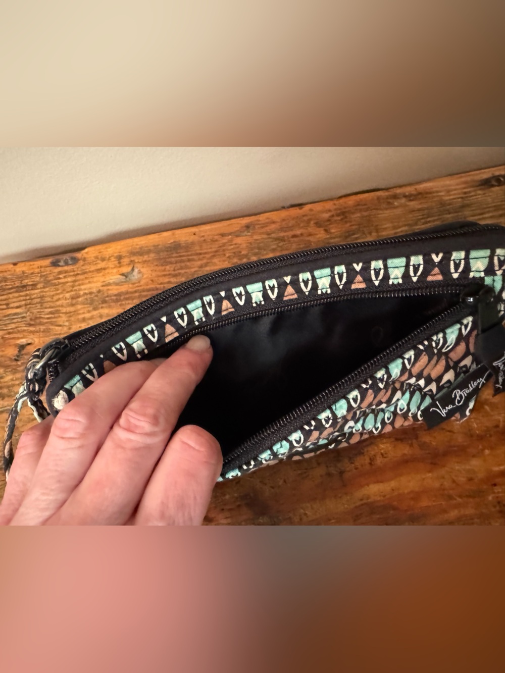 Vera Bradley Smartphone Wallet/Wristlet in “Sierra Stream” - Picture 4 of 5